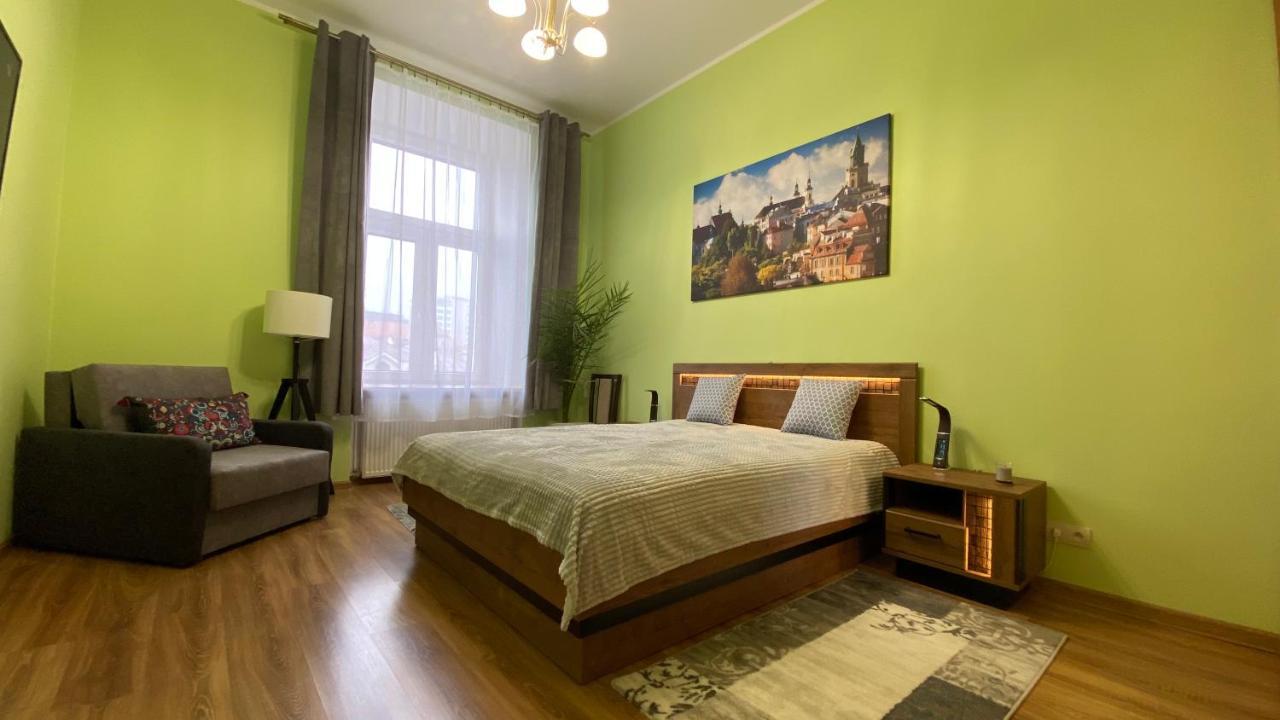 Lublinbnb - Exclusive Family Apartment ------ In The Heart Of Lublin -------------------------------- Bedroom & Living Room & Kitchen Eksteriør billede